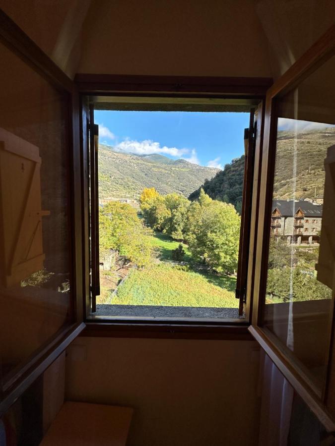 Apartament Rialp Amb Vistes Al Riu Noguera Pallaresa Exterior foto